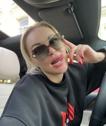 Анкета проститутки Карина - город Хнов, 28 лет, №9621